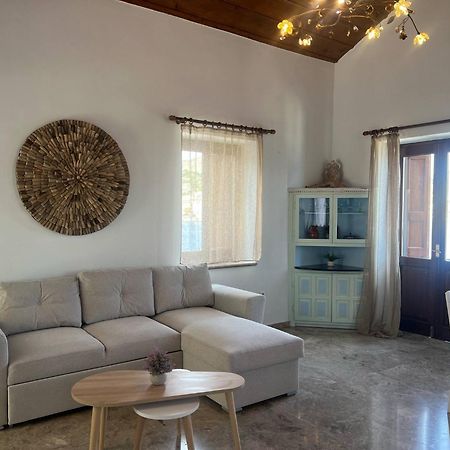 Petalo House Apartment Đảo Sými Ngoại thất bức ảnh